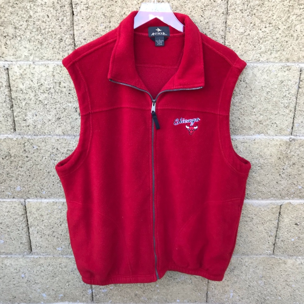 Antigua Chicago Bulls Red Zip Up Vest